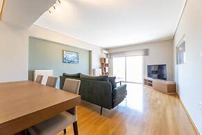 Petralona Dazzling top Floor 2BD AP