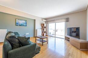Petralona Dazzling top Floor 2BD AP