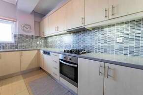 Cozy top Floor Flat Petralona