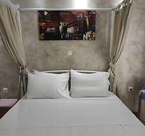 ONE Block From the sea Family House at Floisvos