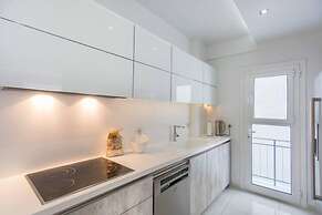 ONE Block From the sea Family House at Floisvos