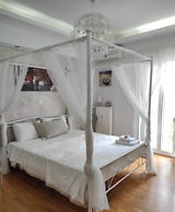 ONE Block From the sea Family House at Floisvos