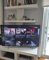 ONE Block From the sea Family House at Floisvos