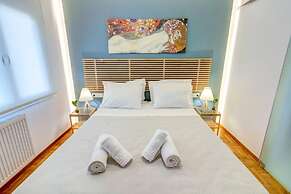 Koukaki lux 2BD 1master ap Next to Acropolis