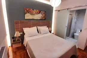 Koukaki lux 2BD 1master ap Next to Acropolis