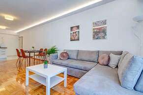 Koukaki lux 2BD 1master ap Next to Acropolis