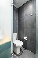 Small Minimal Paradise in the Center of the City