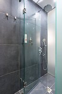 Small Minimal Paradise in the Center of the City