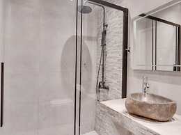 Nancy s Studio at Metro Petralona