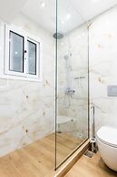 Bright and Stylish Apartment in Palaio Faliro