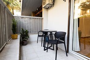 Bright and Stylish Apartment in Palaio Faliro