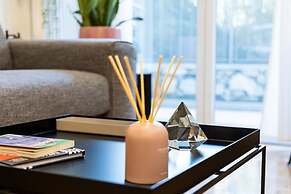 Bright and Stylish Apartment in Palaio Faliro