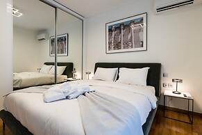 Bright and Stylish Apartment in Palaio Faliro