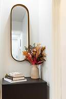 Bright and Stylish Apartment in Palaio Faliro