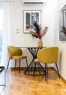 Bright and Stylish Apartment in Palaio Faliro