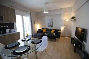 Penthouse lux Flat With 2 bd Next to Larissis