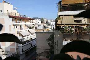 Penthouse lux Flat With 2 bd Next to Larissis