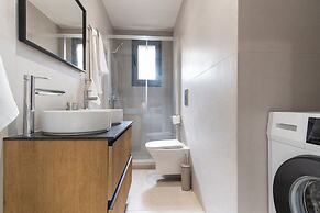 Charming Minimal apt in the Center of Glyfada