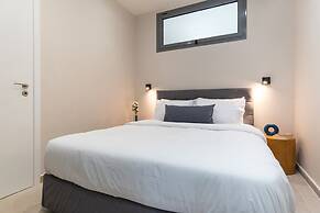 Charming Minimal apt in the Center of Glyfada