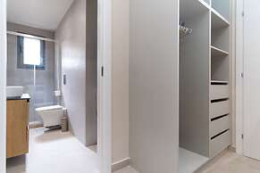 Charming Minimal apt in the Center of Glyfada