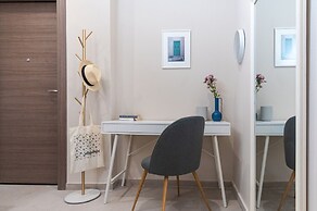 Charming Minimal apt in the Center of Glyfada