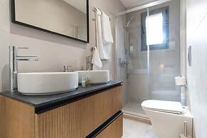 Charming Minimal apt in the Center of Glyfada