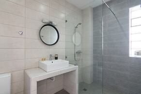 Sunny Paradise in the Heart of Athens