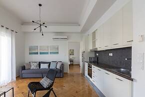 Sunny Paradise in the Heart of Athens