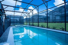 Fun and Relax 10 Bed Home Pool Themed Rooms