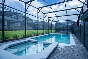 Fun and Relax 10 Bed Home Pool Themed Rooms