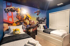 Fun and Relax 10 Bed Home Pool Themed Rooms