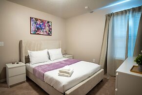 Fun and Relax 10 Bed Home Pool Themed Rooms