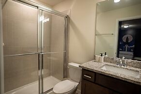 Stunning 10 Bed Home With Themed Rooms Pool