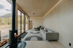 Amazing Falls Cabin - The Refuge at Kulshan