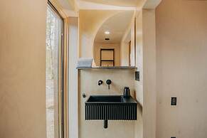 Amazing Falls Cabin - The Refuge at Kulshan