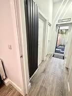 Stylish Apartment Free Parking