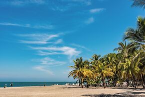 Hotel Irotama Bungalows & Bohios