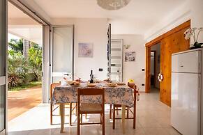 Two Steps From the Beach Villa