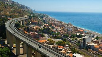 Bright and Panoramic Two-room Apartment