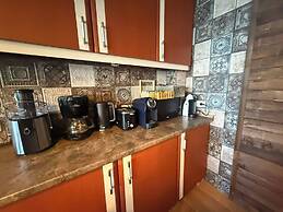 Villa Iskar Lake Residence