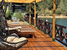 Villa Iskar Lake Residence