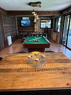 Villa Iskar Lake Residence