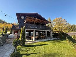 Villa Iskar Lake Residence