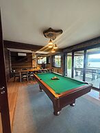 Villa Iskar Lake Residence