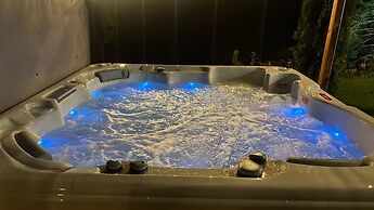 Villa Iskar Lake Residence