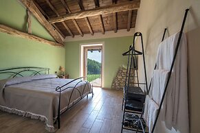 Room-charming Alessandria Retreat With Q
