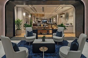 The Vanguard Ann Arbor, Autograph Collection