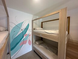 Wide Mouth Frog Hotel