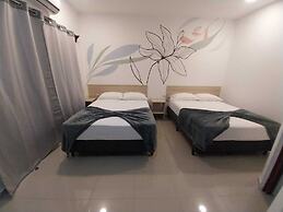 Wide Mouth Frog Hotel