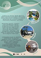 Wide Mouth Frog Hotel